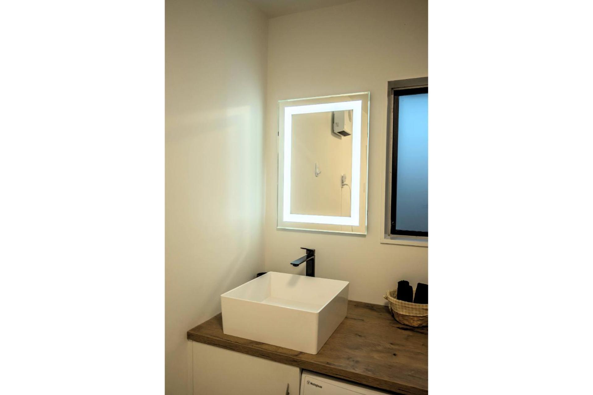 Ferienwohnung In Town, Close To Nature Dunedin Exterior foto